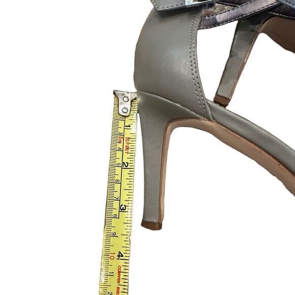 Calvin Klein Gayle Kid Skin Heels in Black- Size 8.5 - Picture 4 of 7